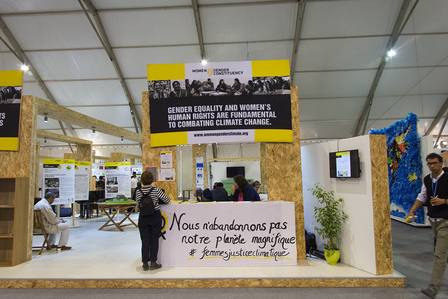 Le stand des femmes et du changement climatique