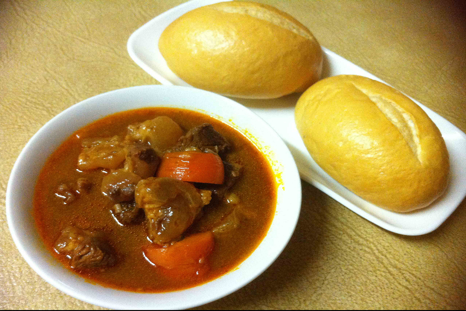 Le Bo Sot Vang, boeuf bourguignon à la vietnamienne