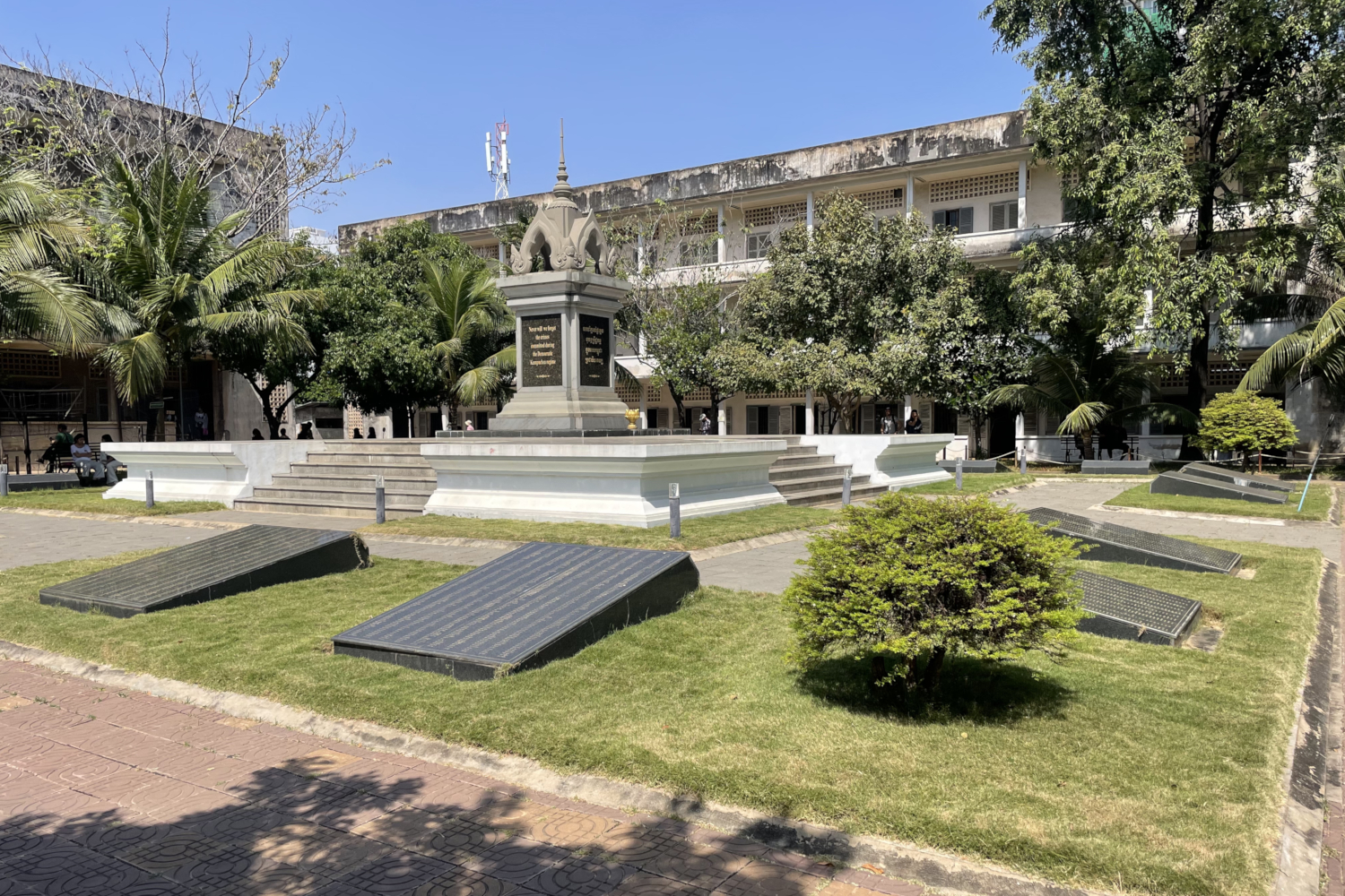 Monument commémoratif de la prison de Tuol Sleng (S21) © Globe Reporters