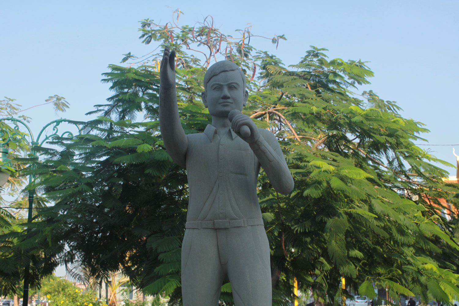 Chea Vichea était connu pour avoir longtemps dénoncé les pratiques des sous-traitants de l’industrie textile, dont la plupart ne respectaient pas le code du travail © Globe Reporters