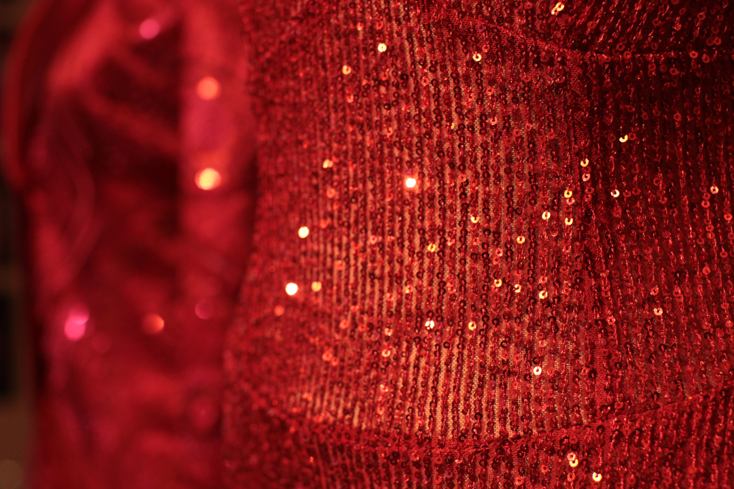 Détail d’une robe de la collection de Romyda KETH © Globe Reporters