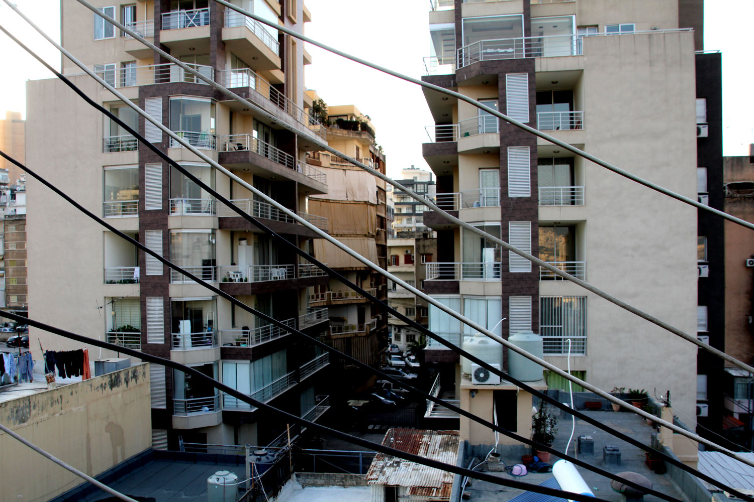 Depuis le toit de l’immeuble où habite Céline.