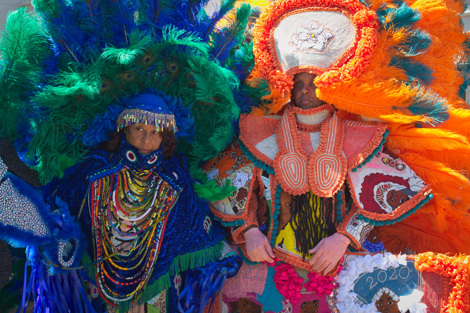 Big Queen Rita et son fils, le Big Chief Bo DOLLIS Jr © Globe Reporters