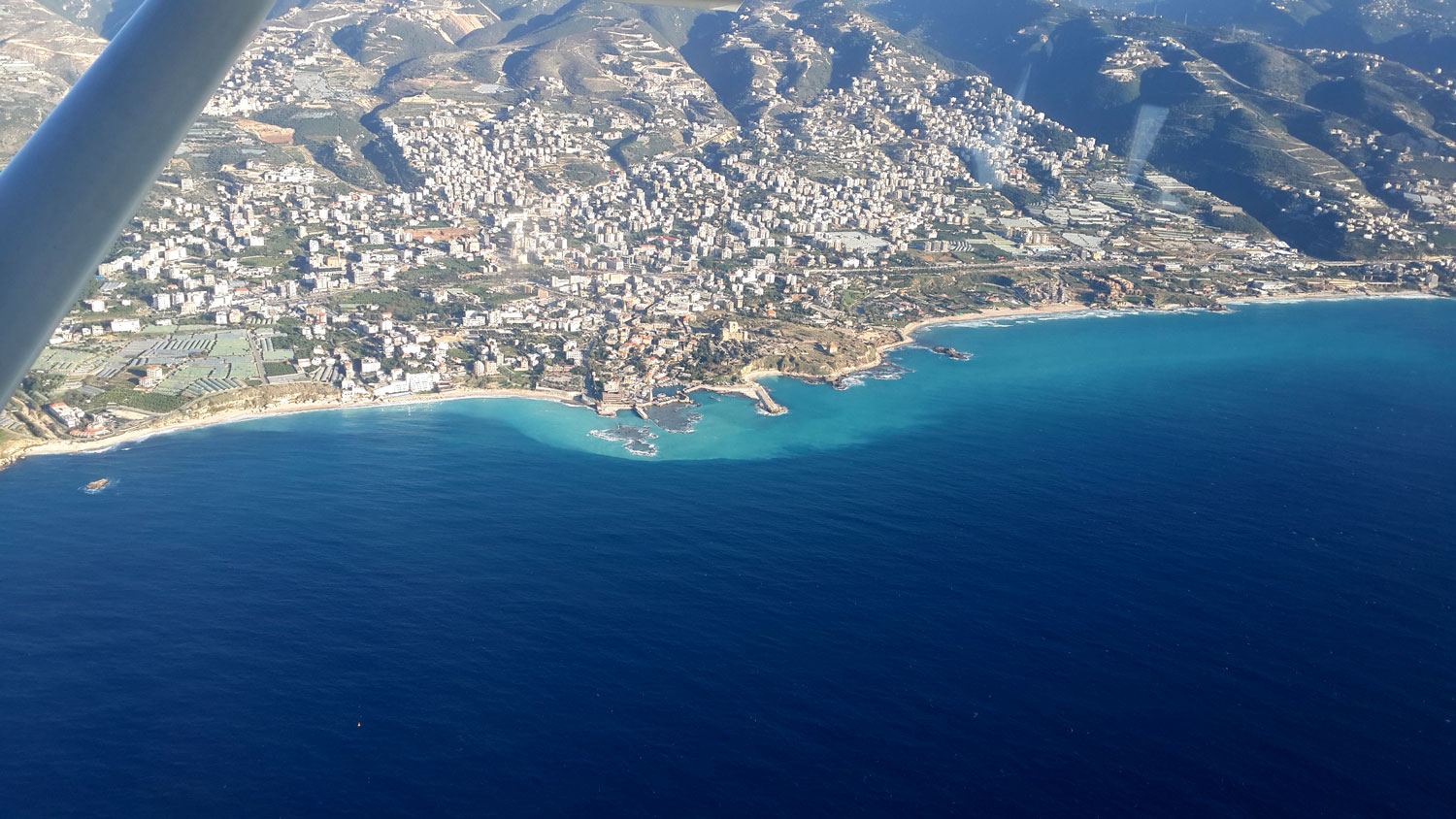 Cliché aérien de Byblos © Elsa YAZBEK