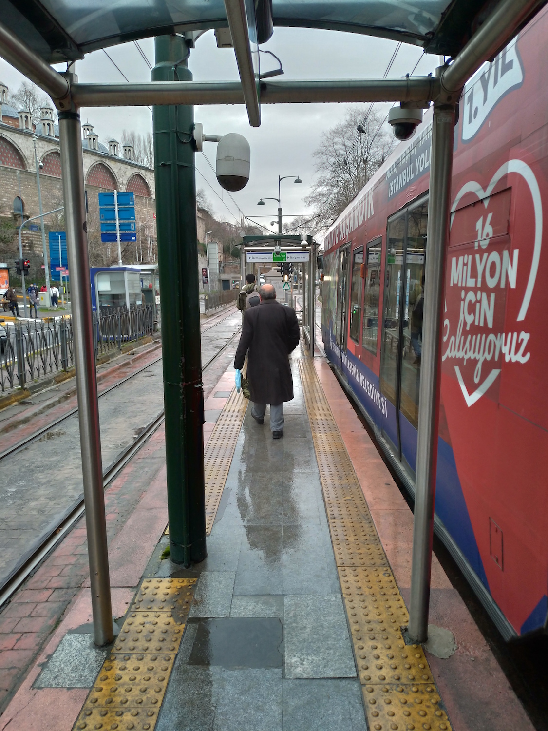 Arrivée à Tophane, un quartier historique de l’arrondissement de Beyoglu, sur la rive européenne d’Istanbul © Globe Reporters