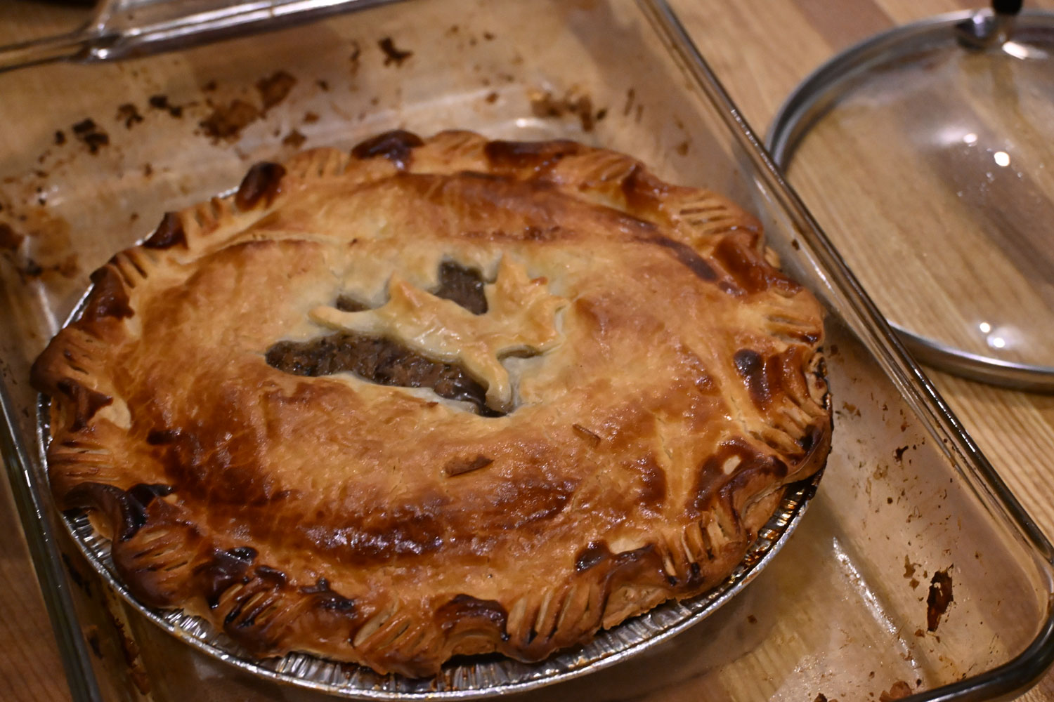 La tourtière avant d’être partagée © Globe Reporters